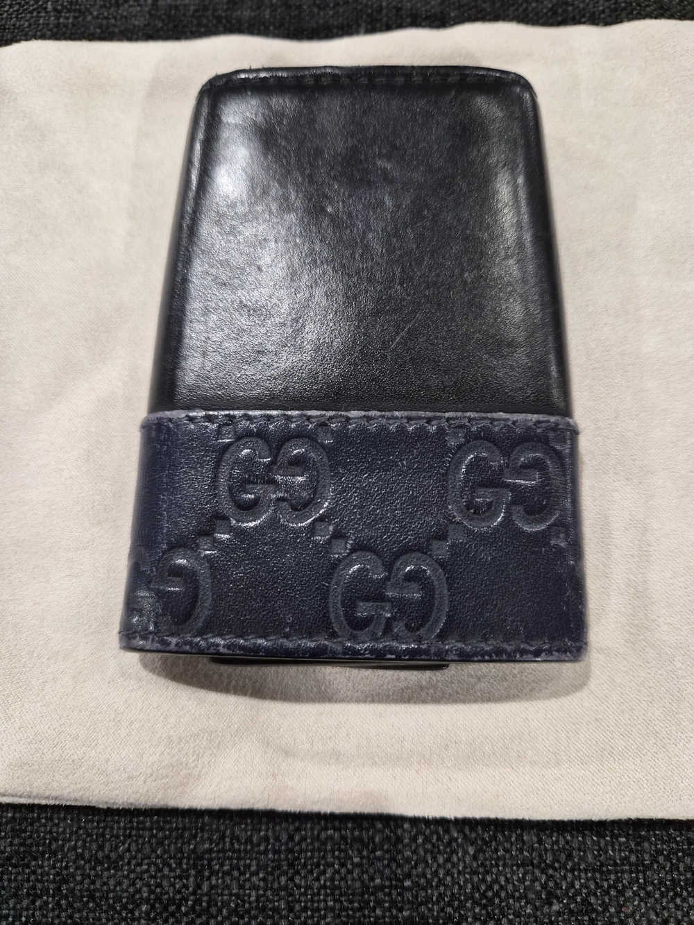 Gucci Black & Navy Embossed GG Leather Key Holder